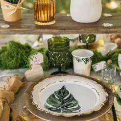 8 assiettes en carton - Diamètre 23 cm - Collection Coco Palm