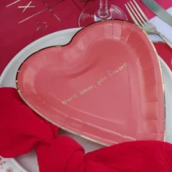 8 assiettes en carton en forme de cœur - 22 x 24 cm - Collection Lovely Time